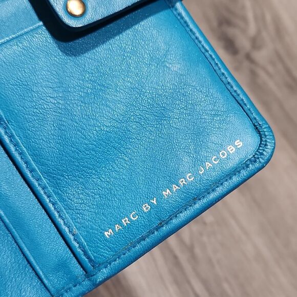 RARE Marc By Marc Jacobs Turquoise Leather&Patent Turnlock Carteira Azul Wallet - Picture 8 of 9